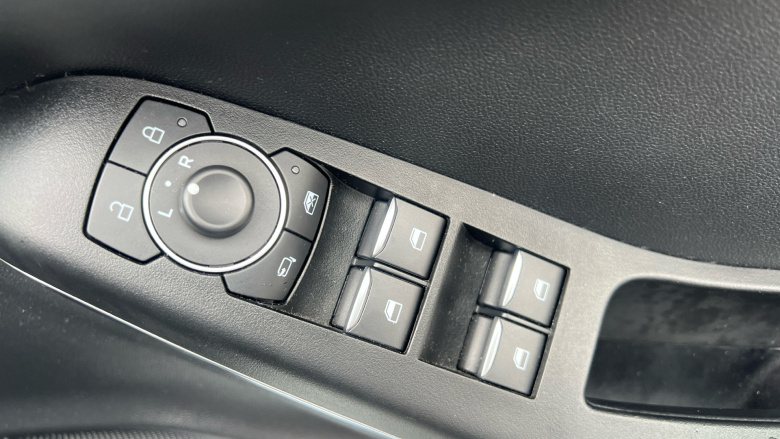 Ford Puma 1.0 EcoBoost Hybrid mHEV ST-Line 5dr Petrol Hatchback